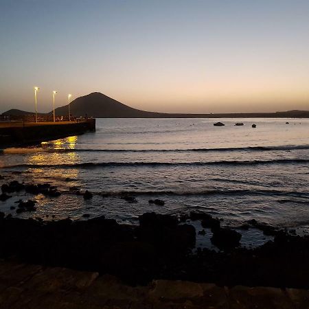 Alquilaencanarias El Medano Mirazul Plaza Roja Luaran gambar